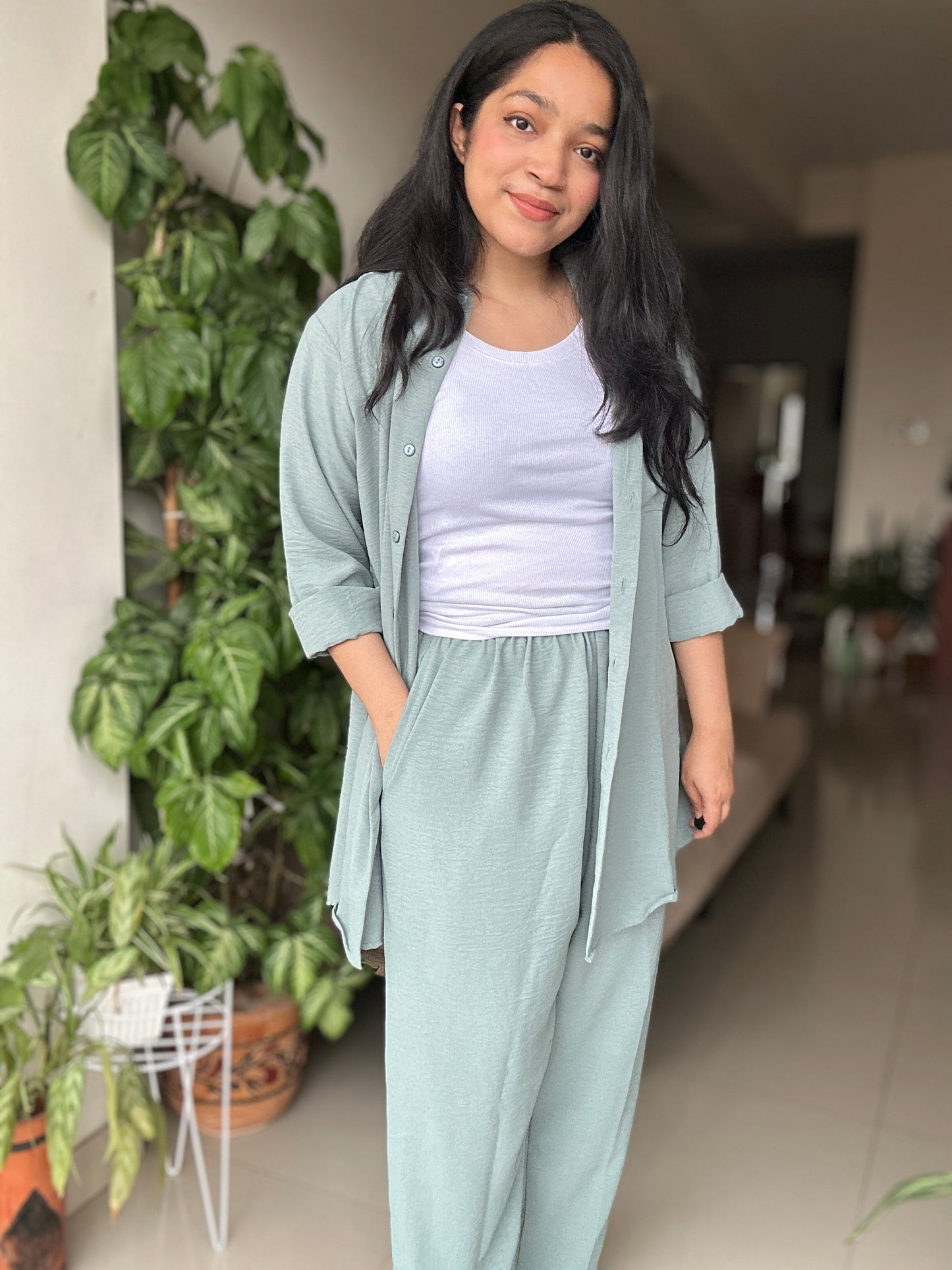 Elanora Cords set